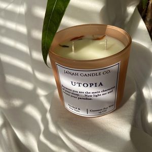 15Oz Coconut- Soy wax candle! Scent: Utopia.